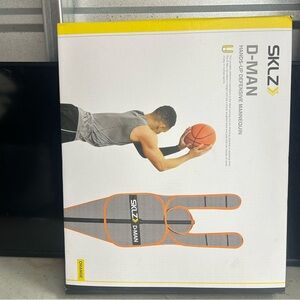 SKLZ D-Man Hands-Up Defensive Mannequin